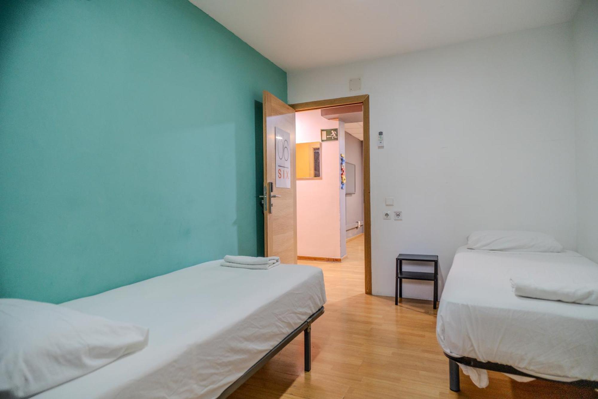 Holidaysbcn Rooms Barcelona Exterior photo