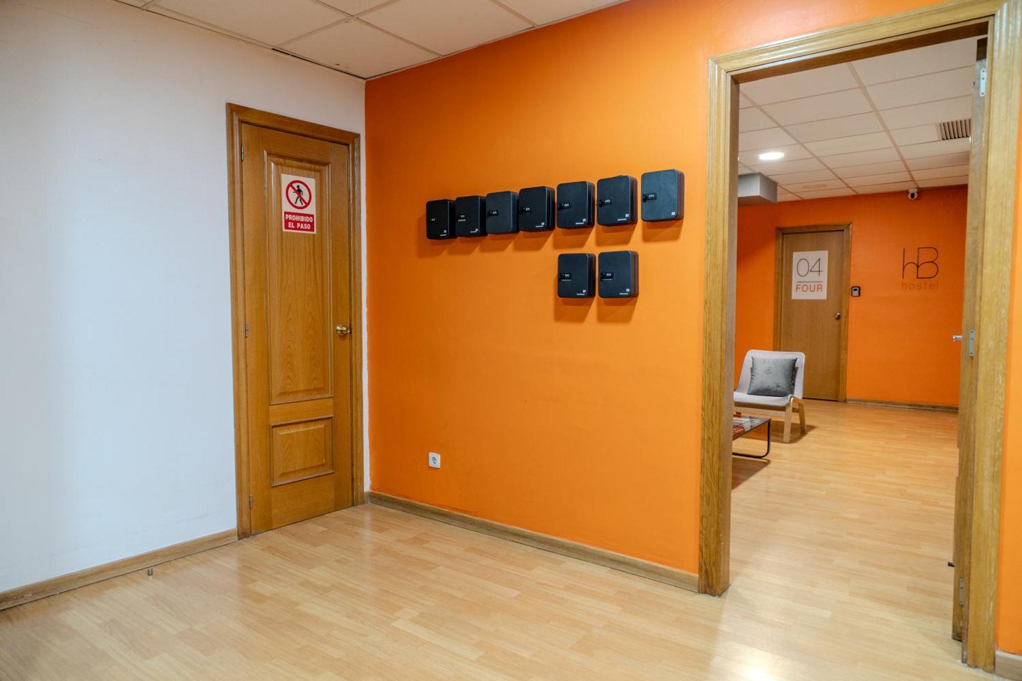 Holidaysbcn Rooms Barcelona Exterior photo