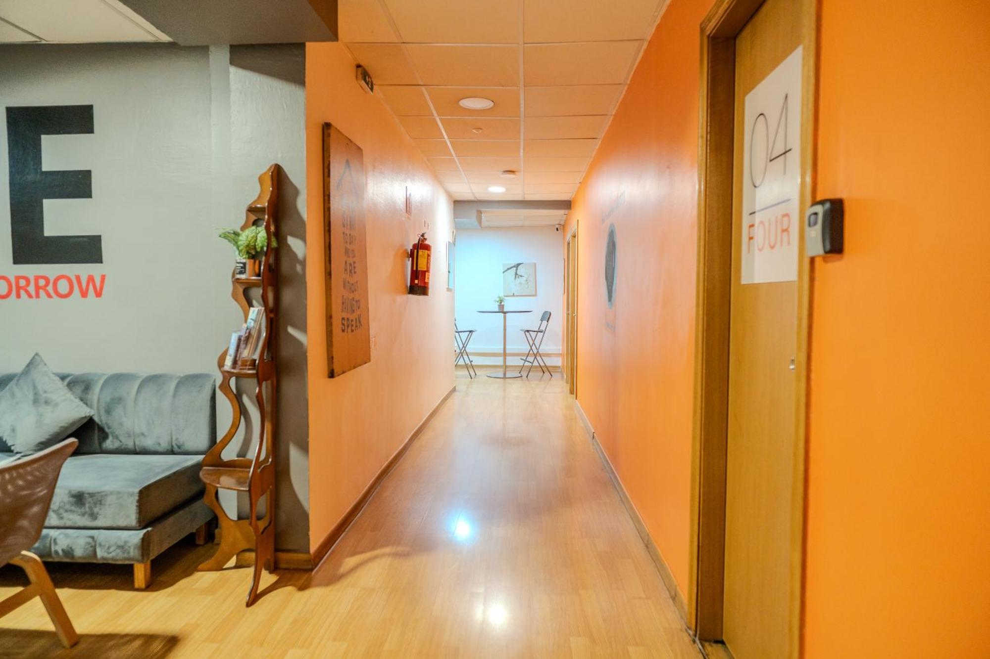 Holidaysbcn Rooms Barcelona Exterior photo